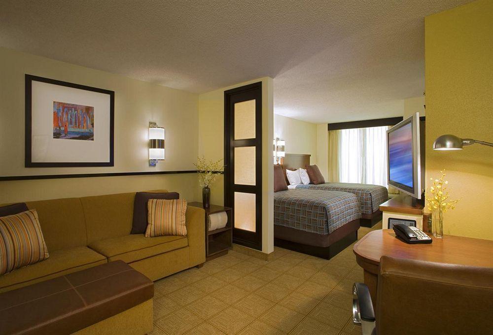 Hyatt Place Topeka Quarto foto